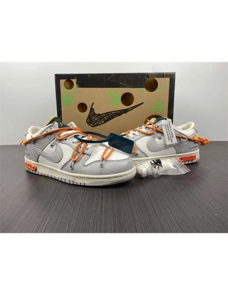 Nike Dunk,Off-White x Dunk Low Lot 44 of 50